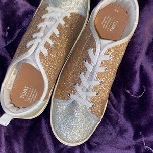 TOMS SHIMMER CASUAL LACE UP WOMAN’S SNEAKERS